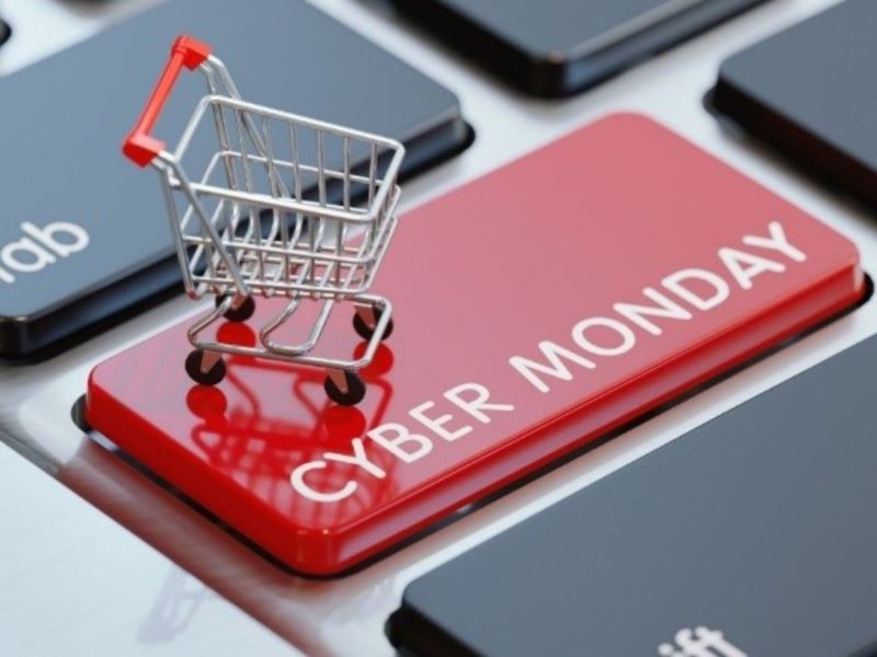 CyberMonday E-commerce Retail