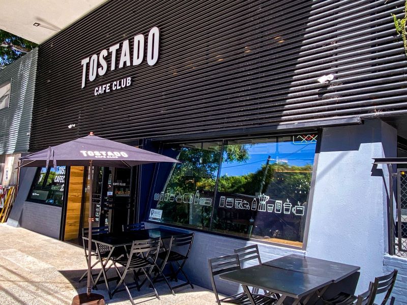 TOSTADO CAFE CLUB LOCALES COMERCIALES CADENAS DE FRANQUICIAS RETAIL GASTRONOMIA