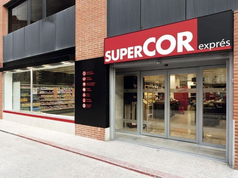 Carrefour compra 47 tiendas SuperCor de El Corte Inglés en España