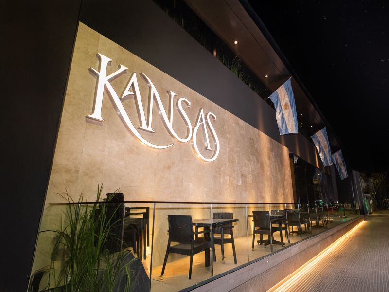 KANSAS American Cuisine, KANSAS, RETAIL, GASTRONOMIA, RESTAURANTES, LOCALES COMERCIALES