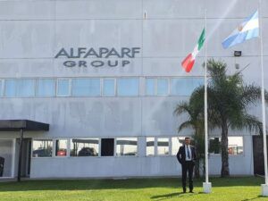 GRUPO ALFAPARF, ALFAPARF MILANO, XANITALIA, INDUSTRIAS