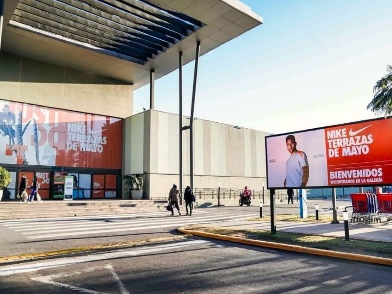 NIKE, RETAIL, TERRAZAS DE MAYO, GRUPO SOUTHBAY, LOCALES COMERCIALES, INDUMENTARIA DEPORTIVA