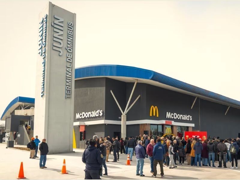 MC DONALD´S, ARCOS DORADOS, FRANQUICIAS, RESTAURANTES, GASTRONOMIA, FAST FOOD, JUNIN, LOCALES COMERCIALES, RETAIL