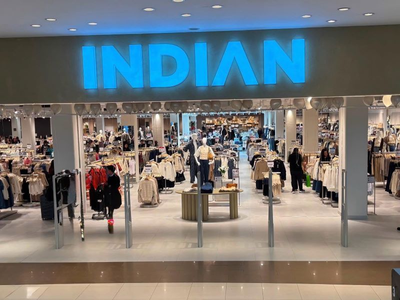 GRUPO PARISIEN, INDIAN, TOM, TORTUGAS OPEN MALL, LOCALES COMERCIALES, RETAIL, TEXTIL, INDUMENTARIA